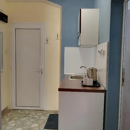 Oasis Πανσιόν