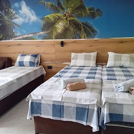 Oasis Guest house 2*