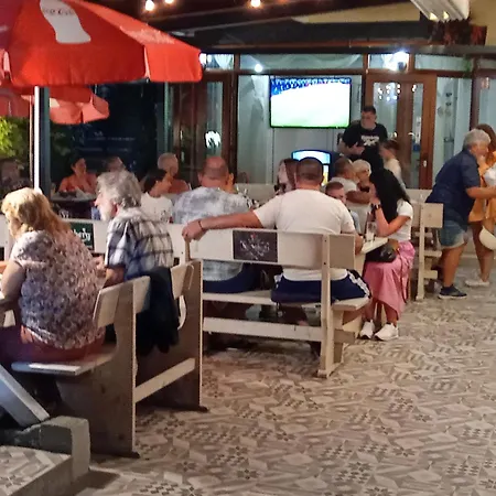 Guest house Oasis Kiten (Burgas)