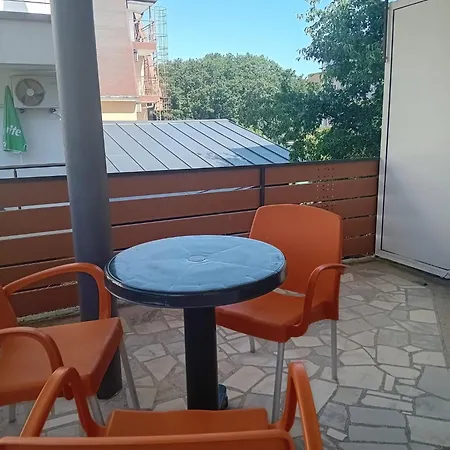 Oasis Pensjonat Kiten (Burgas)