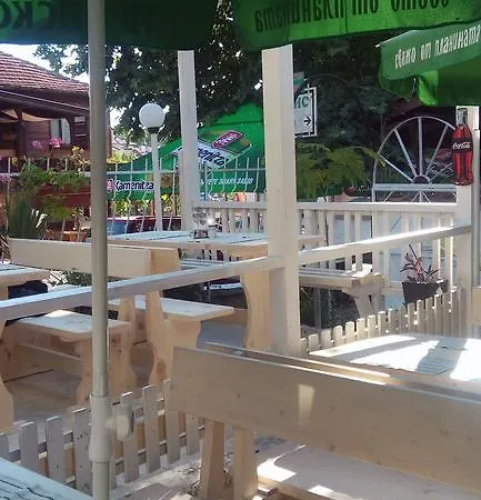 בית הארחה Oasis קיטן